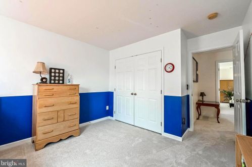 34 Stocks St, Lovettsville VA  20180-8640 exterior