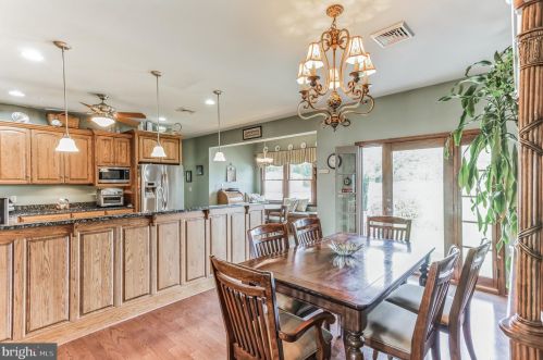 318 Commissioners Pike, Pilesgrove NJ 08098-2035 exterior