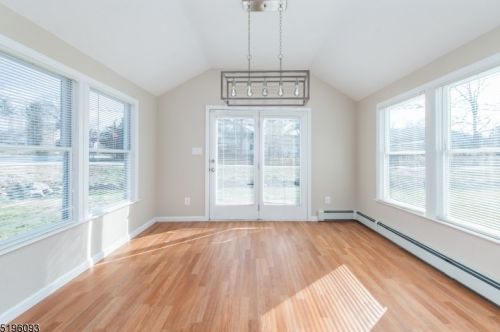 4 Towpath Rd, Parsippany NJ  07834-2930 exterior