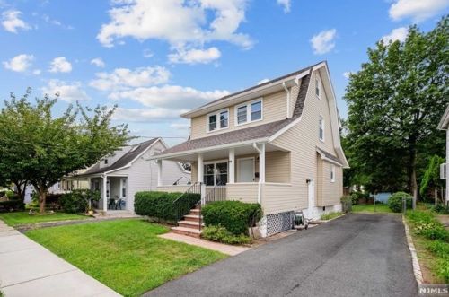 147 Erie St, Dumont, NJ 07628-3427
