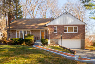 59 Marion Ave, Hartsdale, NY 10530-3115