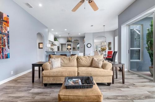 12723 Grand Traverse Dr, Dade City FL 33525-8230 exterior