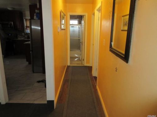 60 Patton Ave, Wheatley Heights NY  11798-4211 exterior