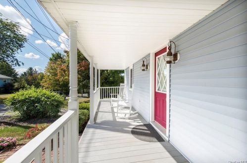 32 Vandervoort St, Florida, NY 10921-1118