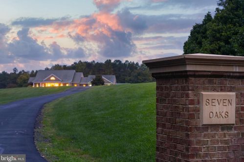 24374 Oak Meadow Ln, Fredericksburg, VA 22407-9714