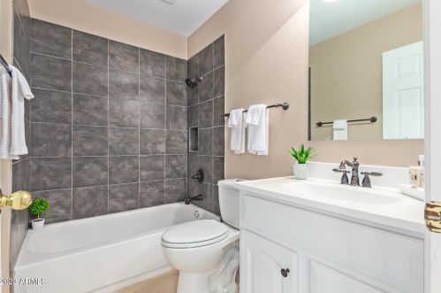 648 Pampa Ave, Mesa AZ 85202-8009 exterior