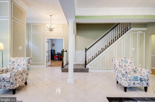 9517 Moonen Bay Ln, Bristow VA  20136-3515 exterior