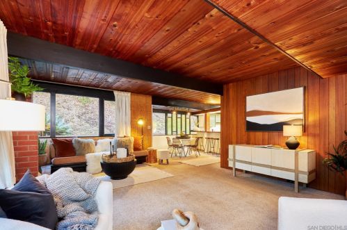 999 Gage Dr, San Diego, CA 92106-2939