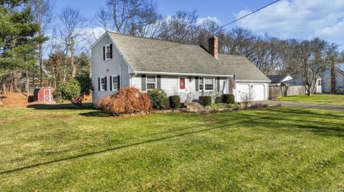 54 Saginaw St, Wapping CT  06074-2122 exterior