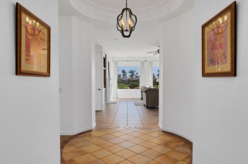 56430 Muirfield Vlg, La Quinta CA  92253-7648 exterior