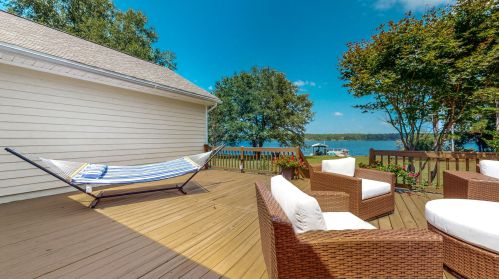 83 Launch Rd, Defuniak Springs FL  32433-9207 exterior