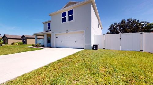 1405 14th Ter, Cape Coral, FL 33909-1583