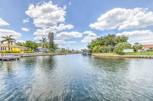 6506 Bimini Ct, Ruskin, FL 33572-2107