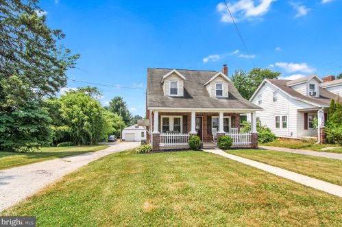 1160 Delta Rd, Red Lion, PA 17356-9702