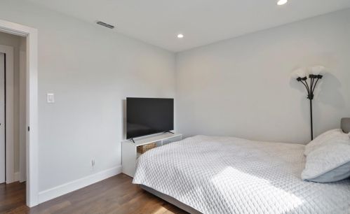 10655 Valley View Dr, Rancho Cordova CA  95670-2468 exterior