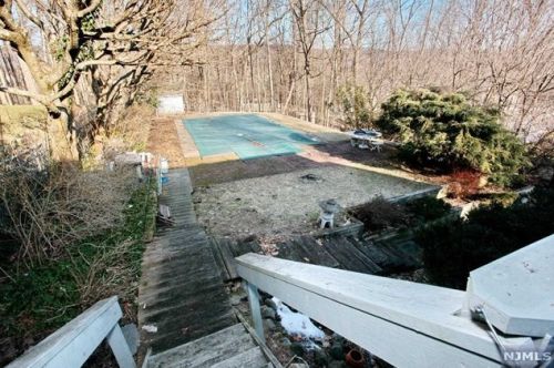 87 Minnehaha Blvd, Oakland NJ  07436-2804 exterior