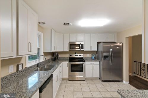 99 Park Heights Blvd, Hanover PA  17331-4005 exterior