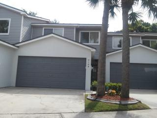 9108 Jakes Path, Largo, FL 33771-6305