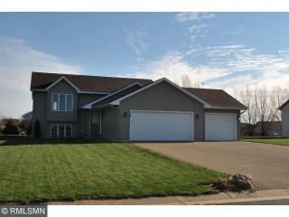 706 Lacie D Ln, Roberts, WI 54023-8636