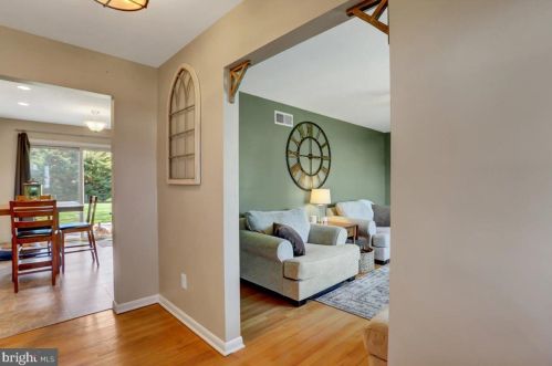 8821 Olde Scotland Rd, Lees Cross Roads, PA 17257-9390