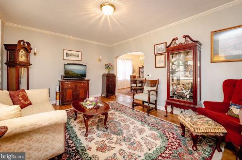 20 Valley Dr, Southampton PA  18966-1347 exterior