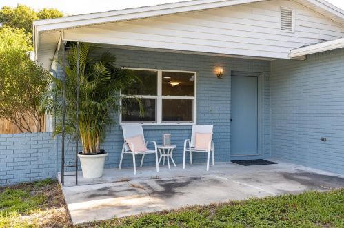 2235 39th Ave, Saint Petersburg, FL 33714-4013