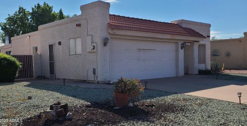 9517 Fairway Blvd, Chandler, AZ 85248-6519