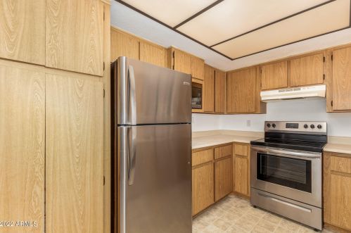8155 Roosevelt St, Scottsdale, AZ 85257-3863