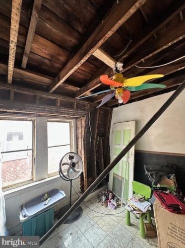 902 Chelten Ave, Philadelphia PA 19138-1714 exterior