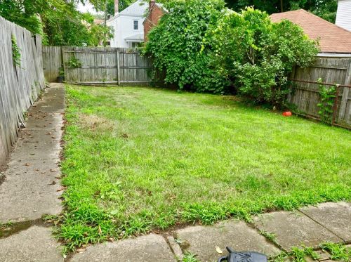 359 13 Ave, Whitaker PA  15120-1405 exterior