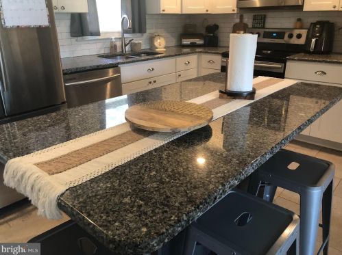 142 Laurel Ave, Laurel DE  19956-1226 exterior