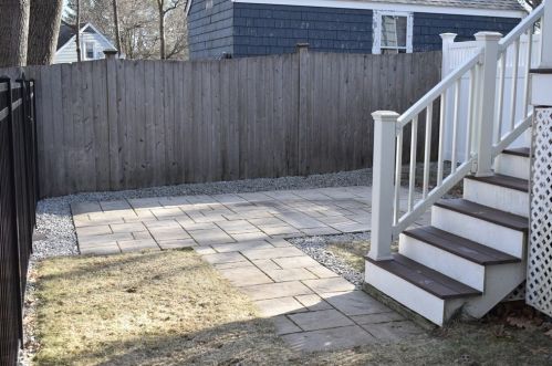 11 Macarthur Rd, Natick MA 01760-2937 exterior