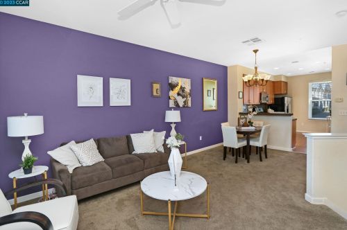 648 Grand Ter, Hayward CA  94541-6530 exterior