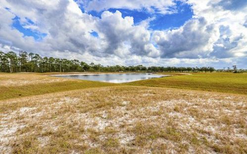 2014 Overlook Bay Dr, Sebring FL  33875-6258 exterior