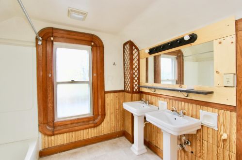 243 State St, Marion OH  43302-3004 exterior