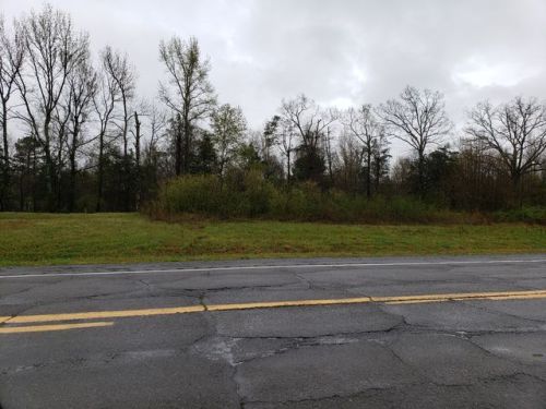 22241 State Highway 22, Delaware, AR 72835-9143