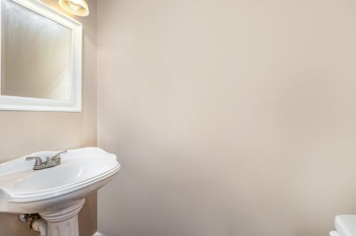 3915 Arrow Ct, Florence KY  41042-3003 exterior