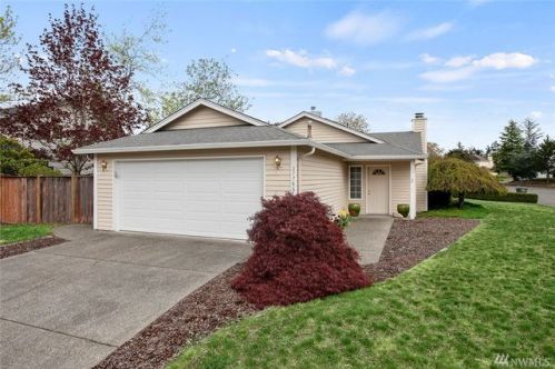 27786 212 Pl, Maple Valley WA  98038-3112 exterior