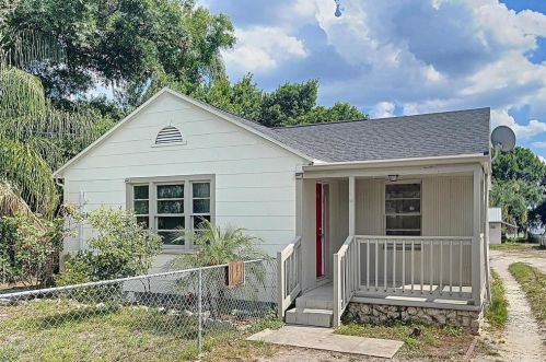 2938 Avenue G, Winter Haven FL  33880-2127 exterior