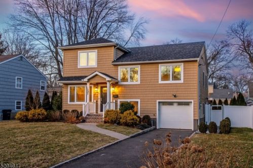 343 William St, Scotch Plains, NJ 07076-1429