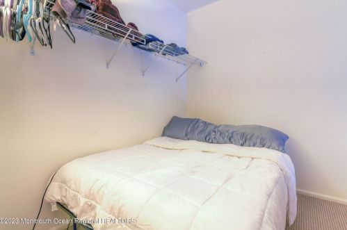 43 Phoenix Ct, Tinton Falls NJ  07712-7772 exterior