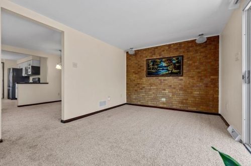 1547 Berkshire Ave, Pittsburgh PA  15226-2475 exterior