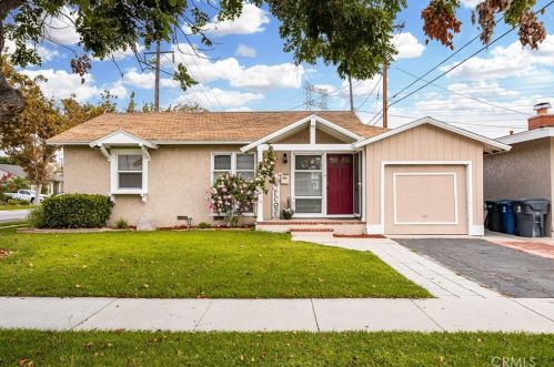 6903 Henrilee St, Lakewood, CA 90713-2819