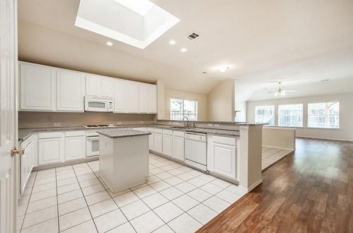 2424 Brycewood Ln, Plano TX  75025-4700 exterior