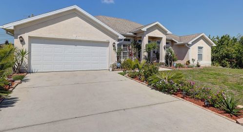 153 Exora Ter, Fort Pierce, FL 34953-5903