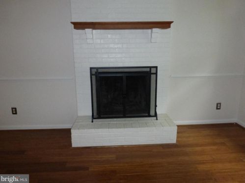 407 Collingwood Dr, Fredericksburg VA  22405-2026 exterior
