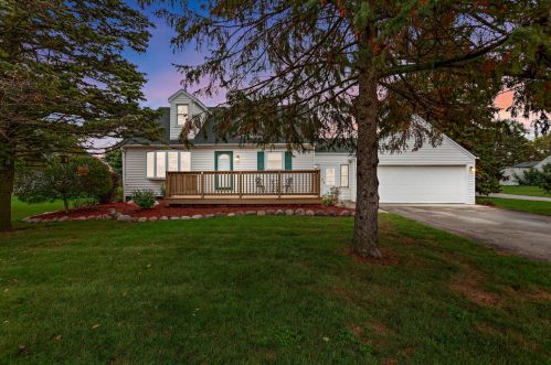 1317 Willow Rd, Sturtevant, WI 53177-1917