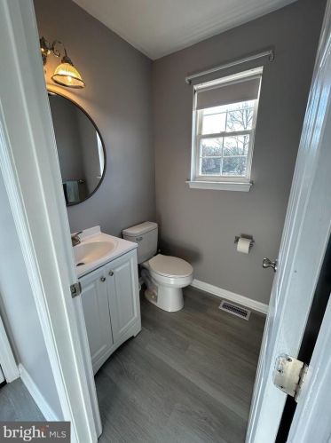 44 Viereck Rd, Swedesboro NJ  08085-3616 exterior