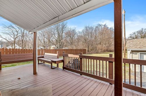 2116 Jefferson Blvd, Mishawaka IN 46545-7720 exterior