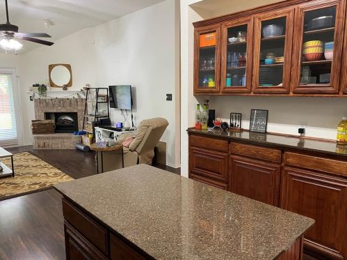 1003 Cruise St, Denton TX  76207-8137 exterior